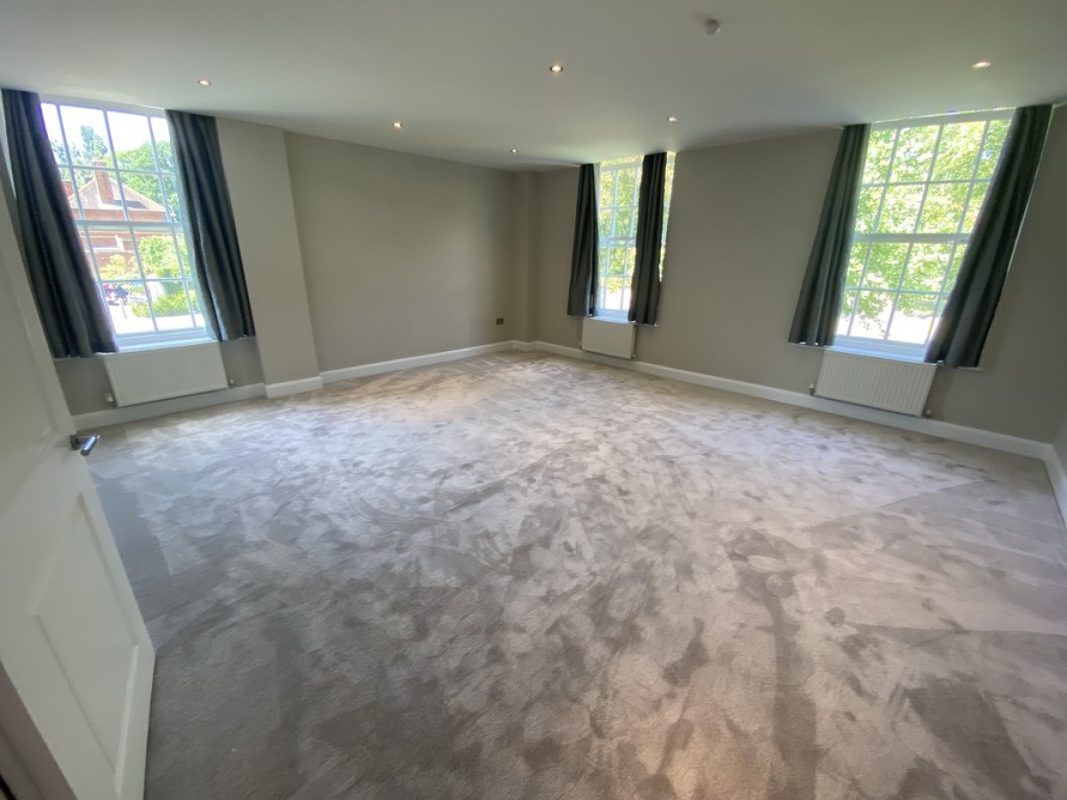 Rosanne House, Bridge Road