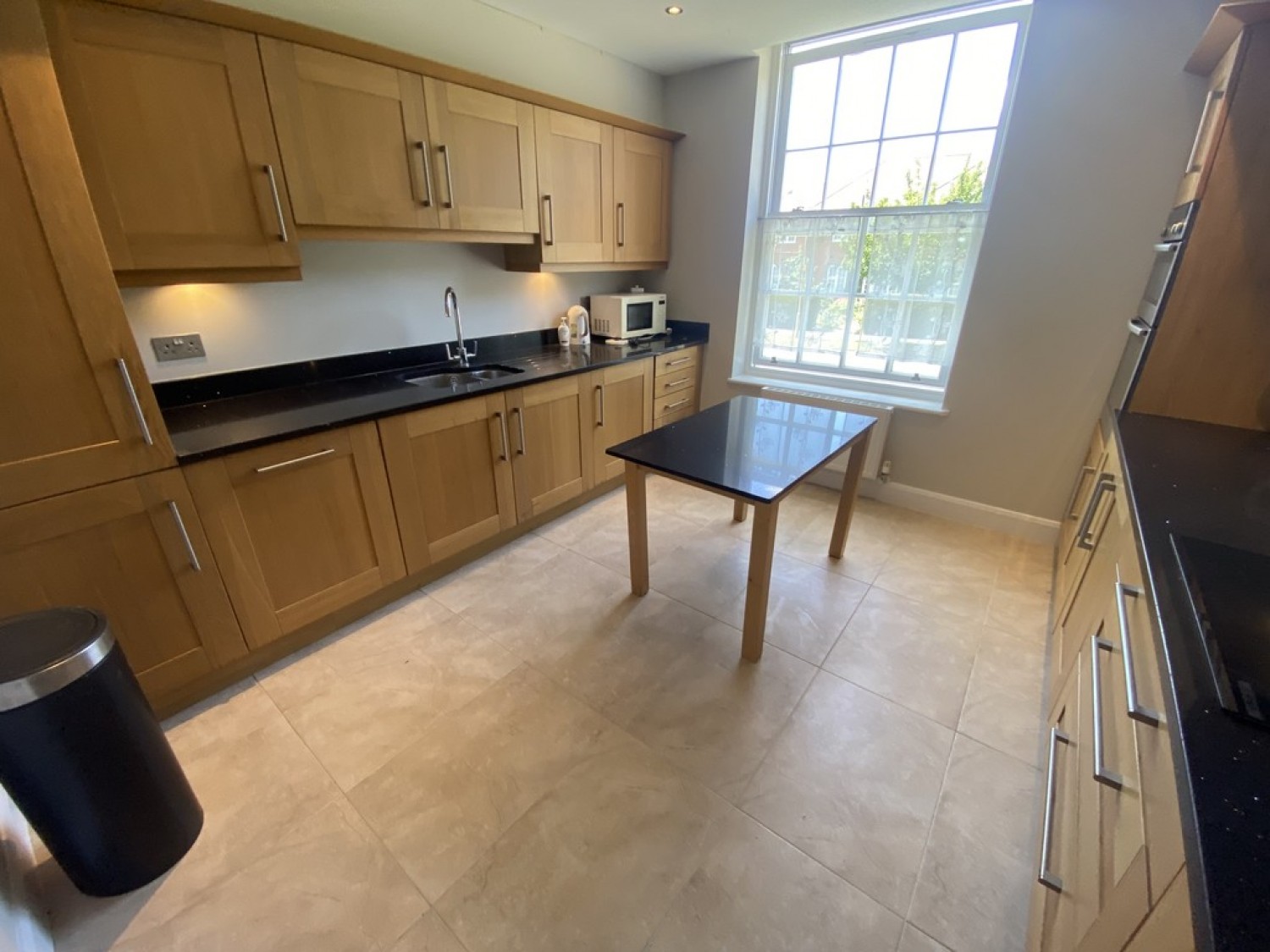 2 bedroom Flat for Letting Rosanne House, Bridge Road