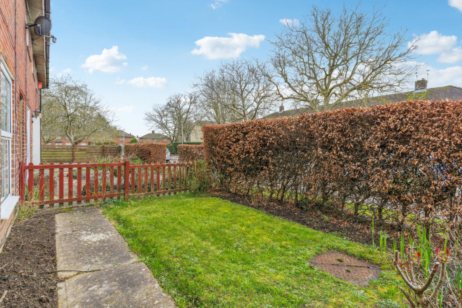 3 bedroom House for Sale Walnut Grove, Welwyn Garden City