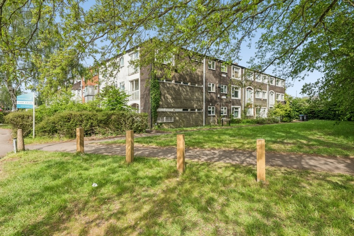 Northdown Road, Hatfield