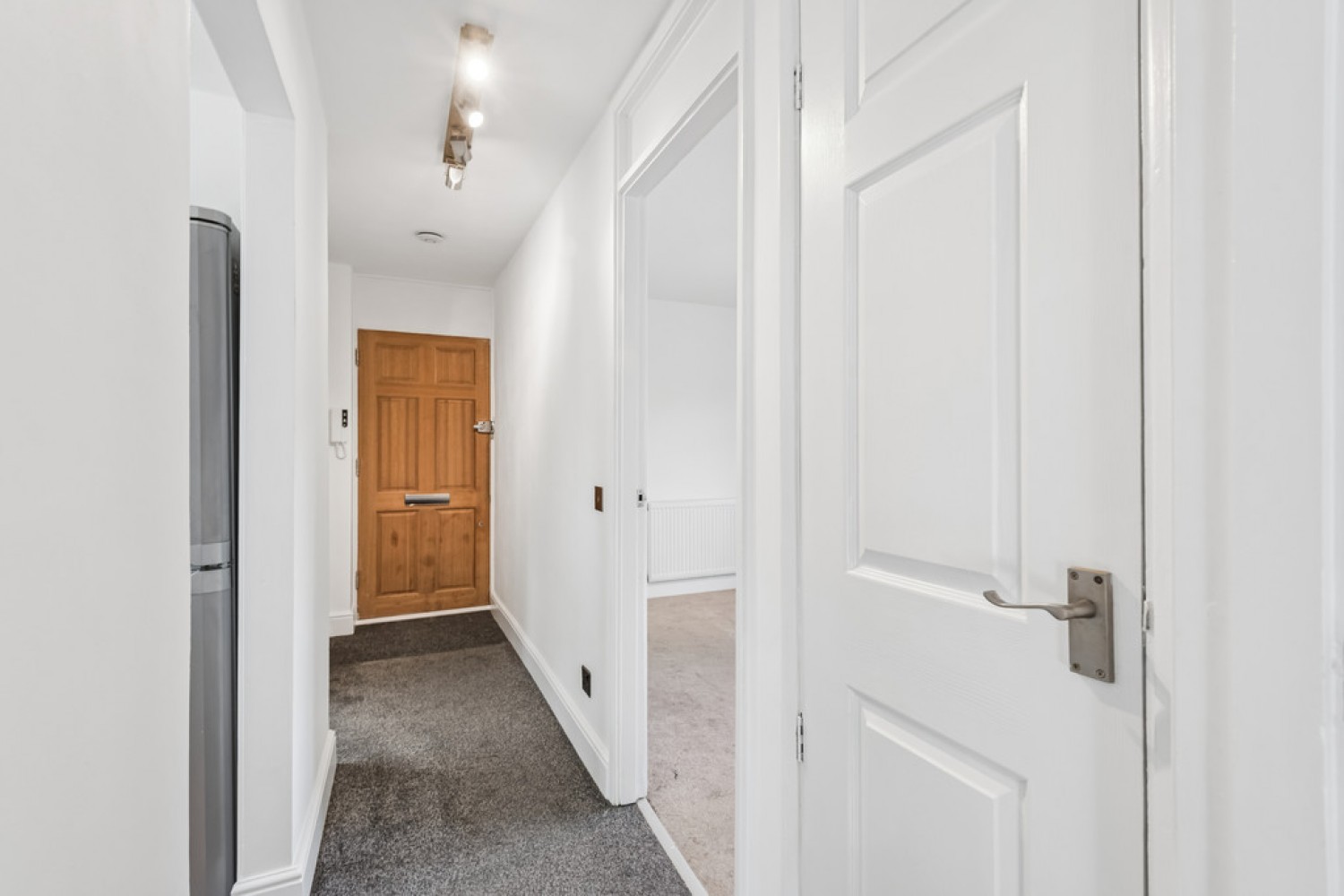 1 bedroom Flat for Sale Northdown Road, Hatfield