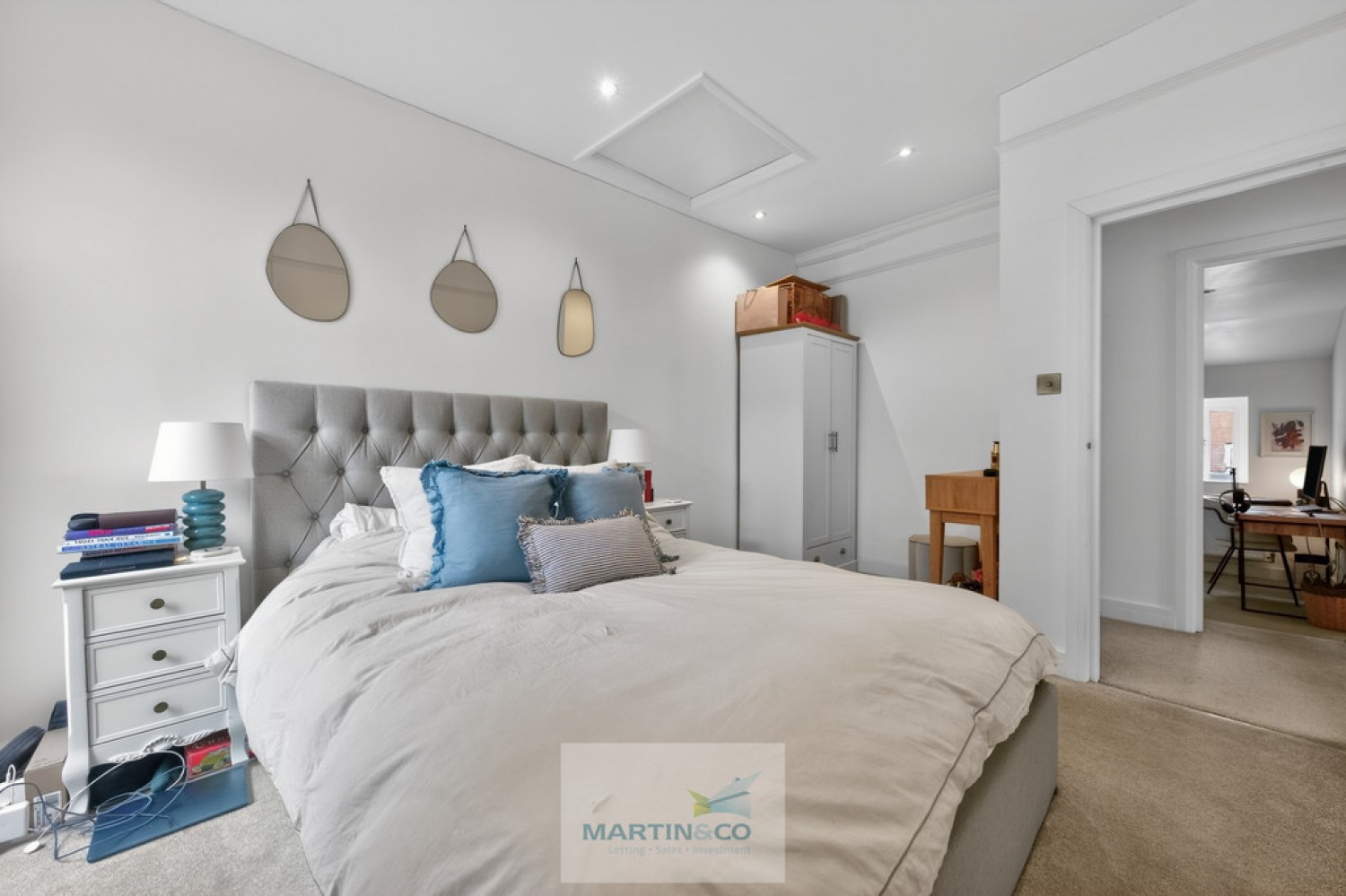 2 bedroom Flat for Sale Park Street, Hatfield, Hertfordshire