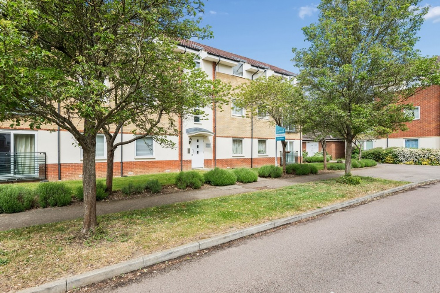 2 bedroom Flat for Sale Eddington Crescent, Welwyn Garden City,