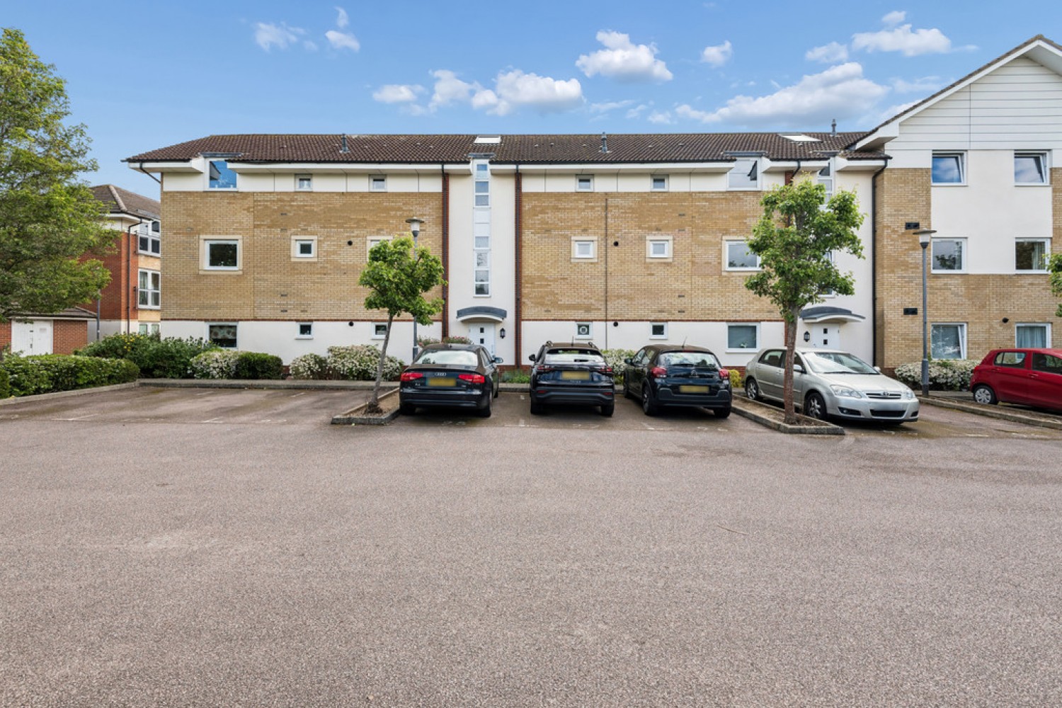 2 bedroom Flat for Sale Eddington Crescent, Welwyn Garden City,