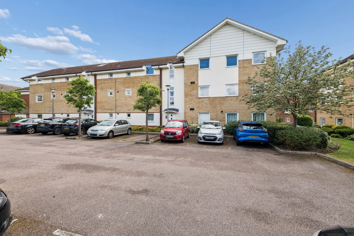 Eddington Crescent, Welwyn Garden City,