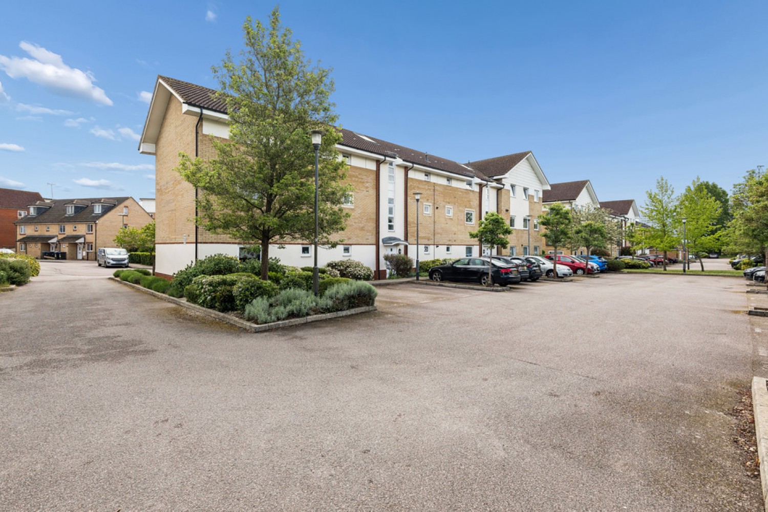 2 bedroom Flat for Sale Eddington Crescent, Welwyn Garden City,