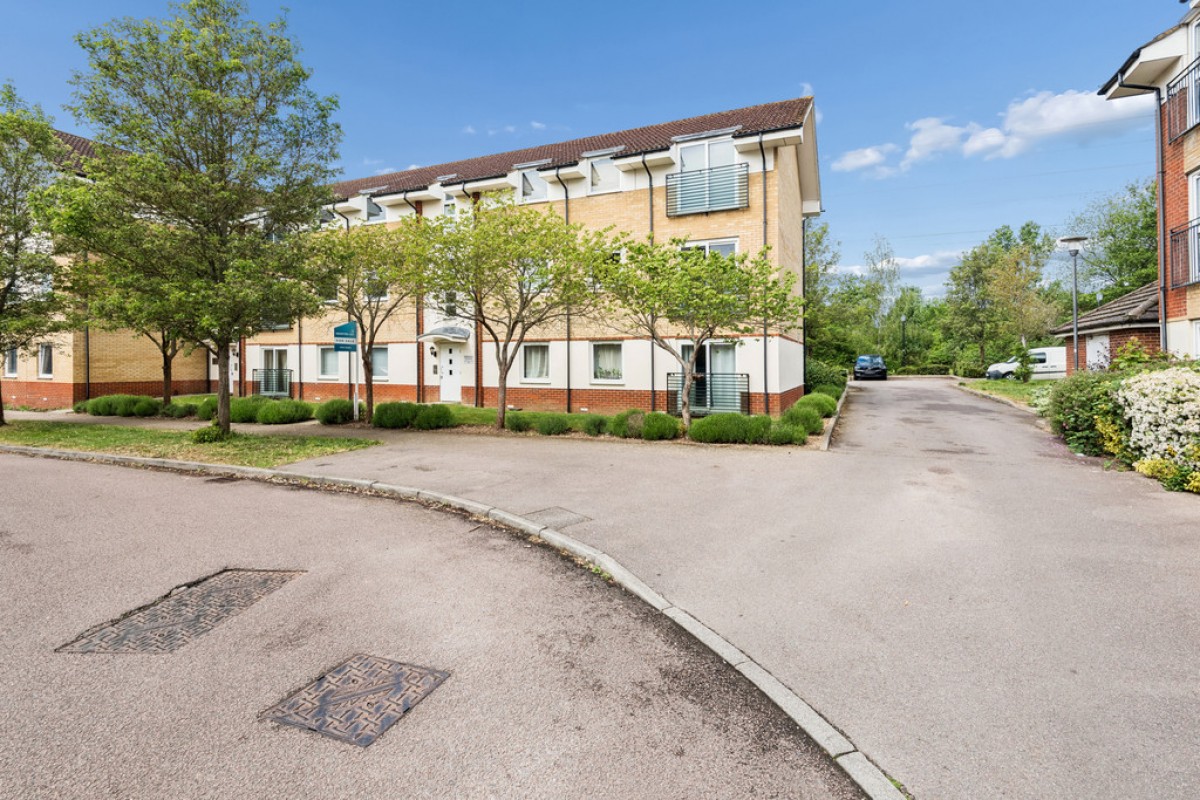 Eddington Crescent, Welwyn Garden City,