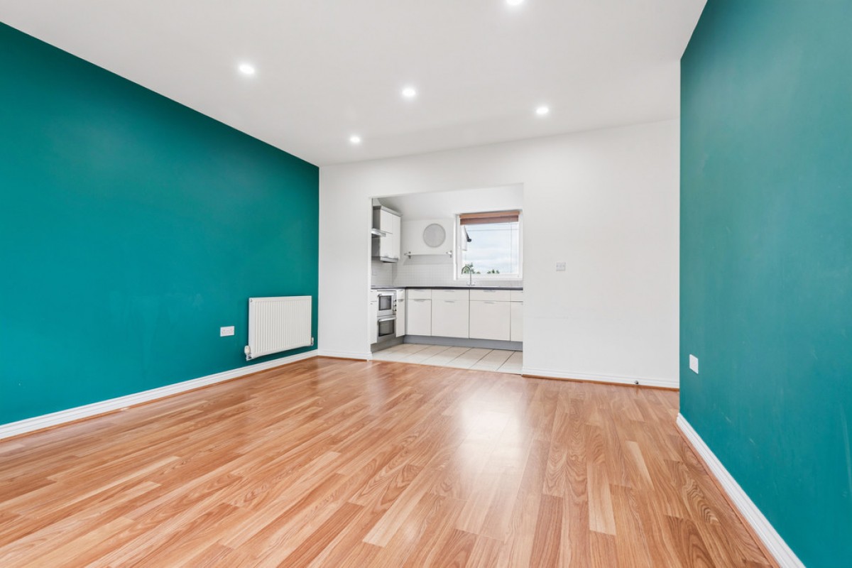 Eddington Crescent, Welwyn Garden City,