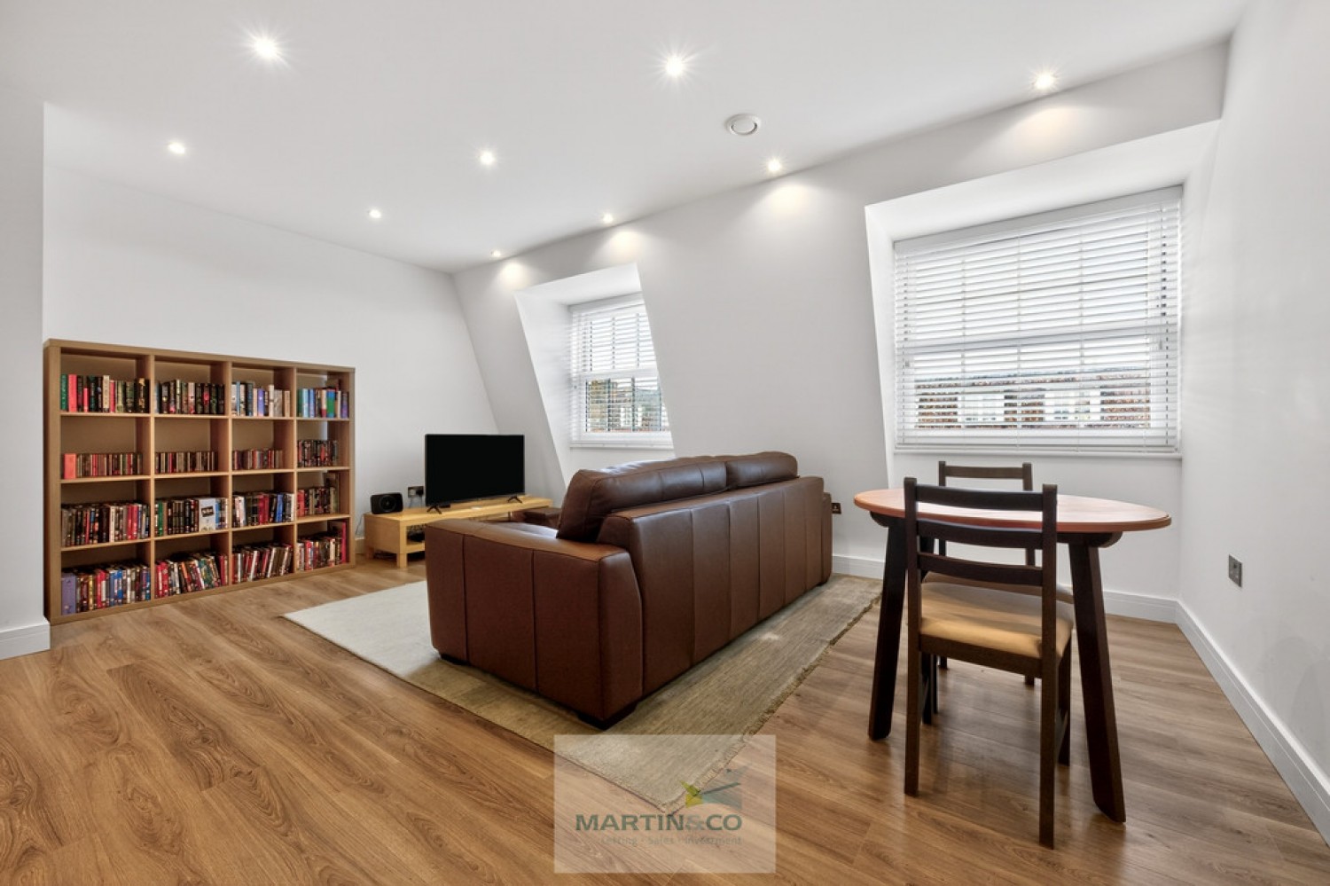 2 bedroom Flat for Sale Stonehills House, Welwyn Garden City
