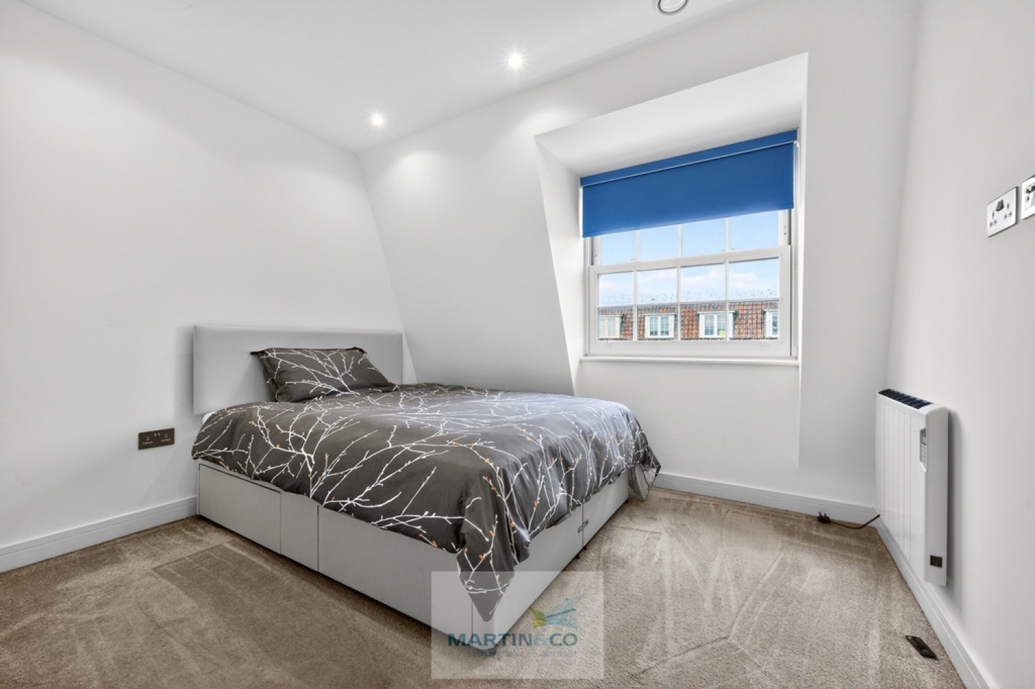 2 bedroom Flat for Sale Stonehills House, Welwyn Garden City