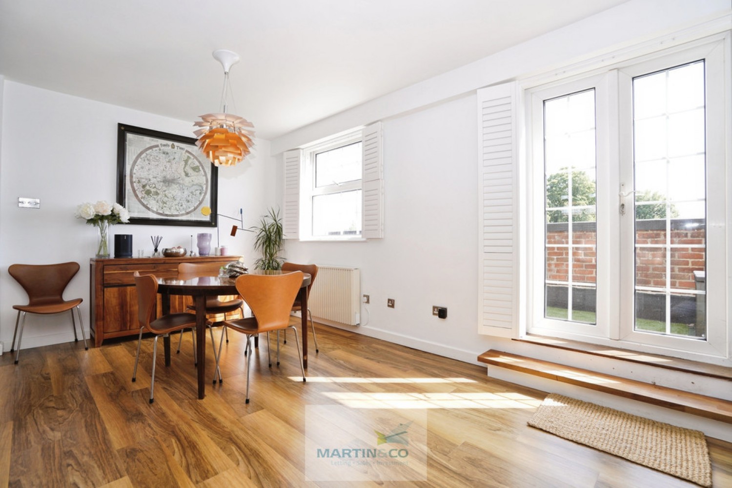 3 bedroom Flat for Sale Longcroft House, Fretherne Road, WGC