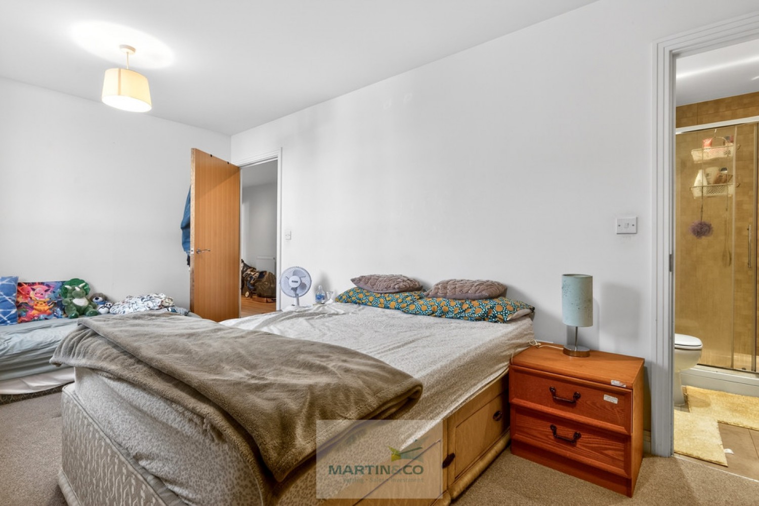2 bedroom Flat for Sale Swingate, Stevenage