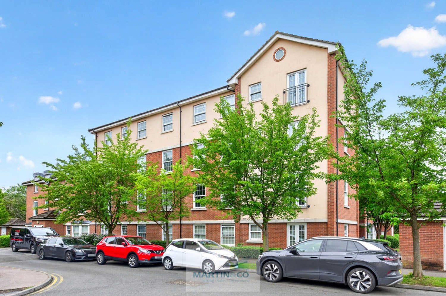 2 bedroom Flat for Sale Merrifield Court, Welwyn Garden City