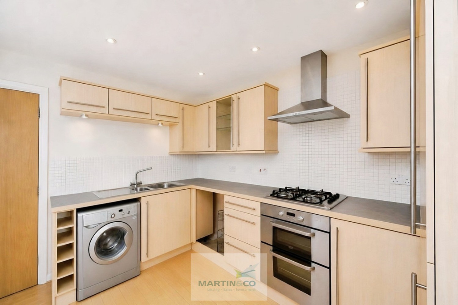3 bedroom Flat for Letting Cunningham Avenue, Hatfield