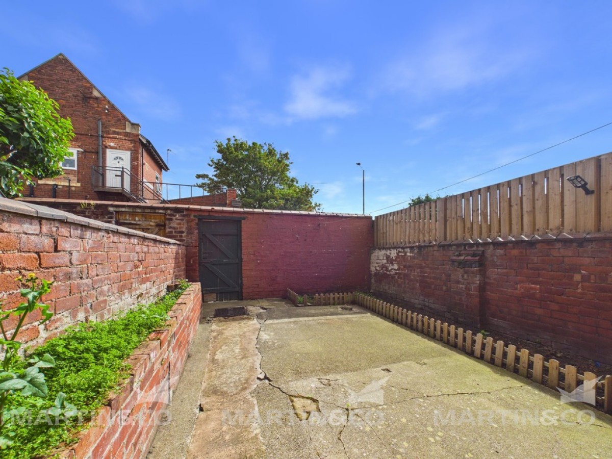 Alder Grove, Balby