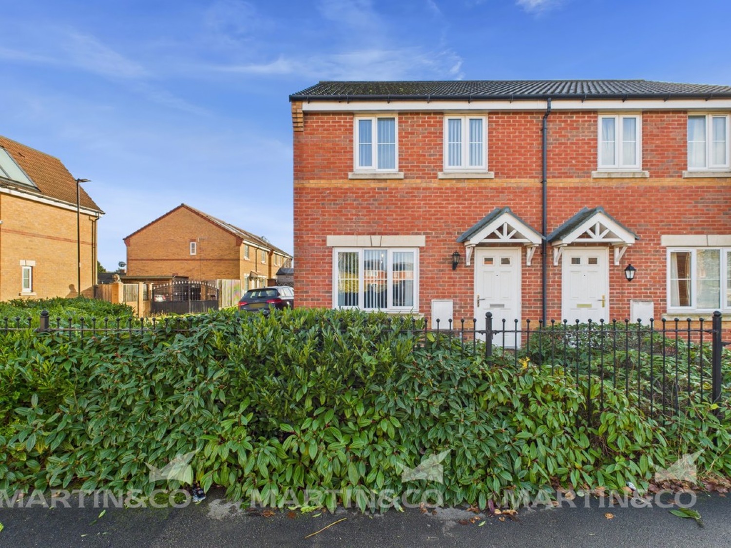Northfield Avenue, Toll Bar