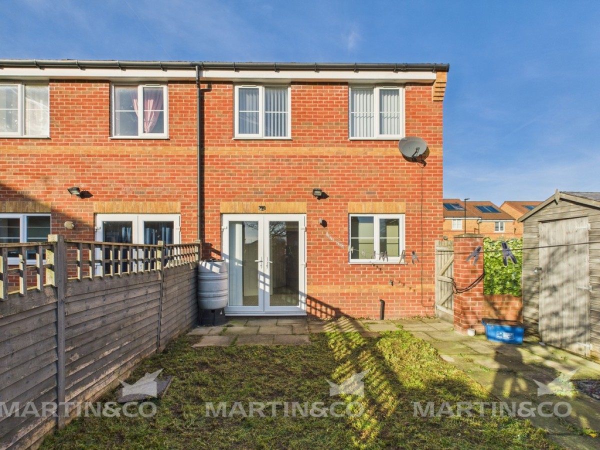 Northfield Avenue, Toll Bar