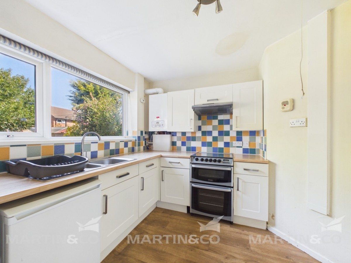 Acacia Road, Cantley