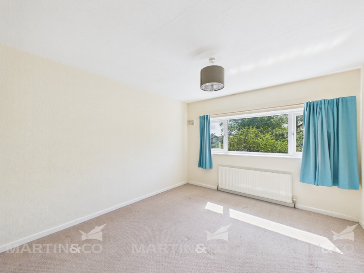 Acacia Road, Cantley