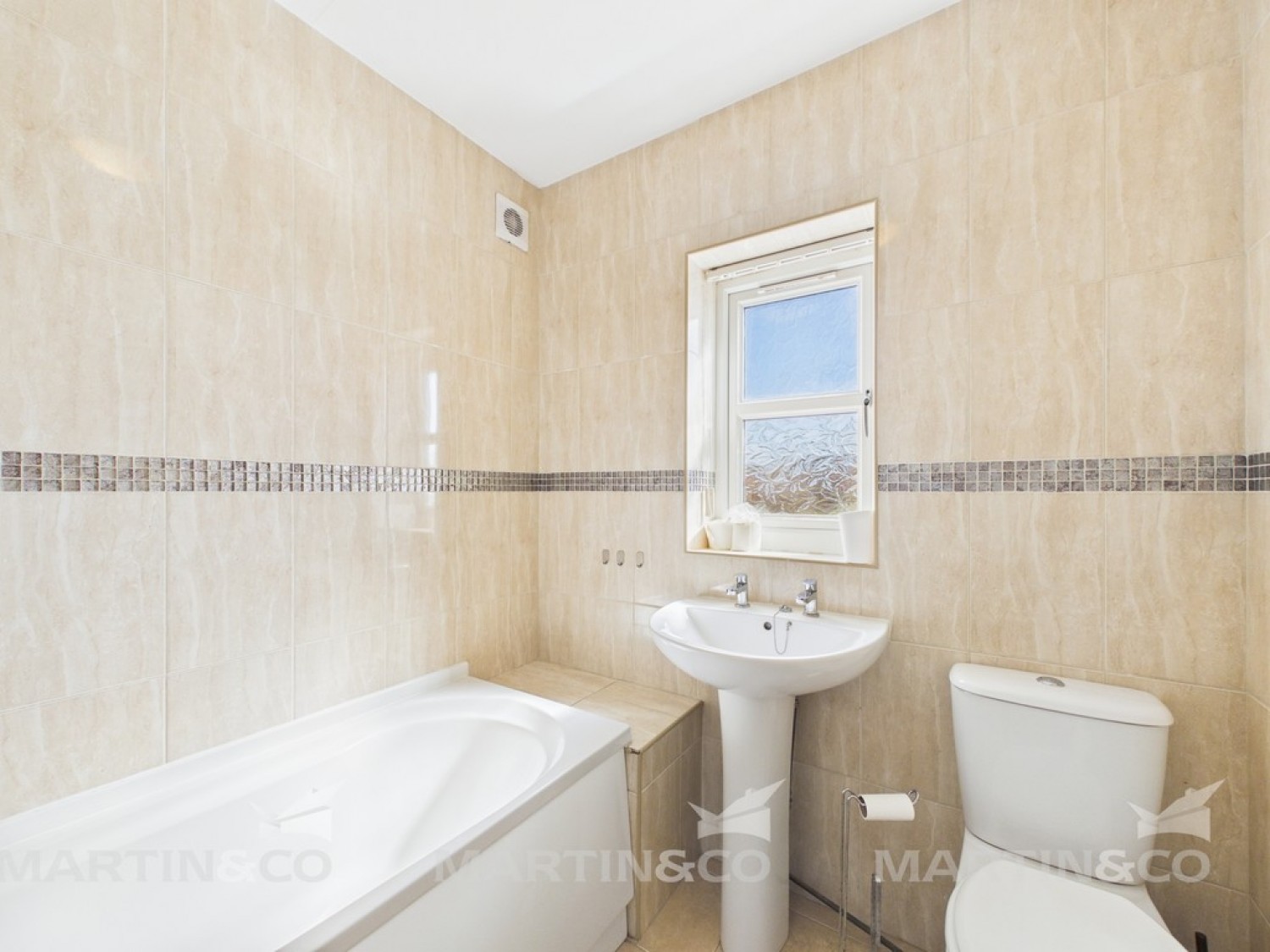 3 bedroom House for Letting Grange Lane, Rossington