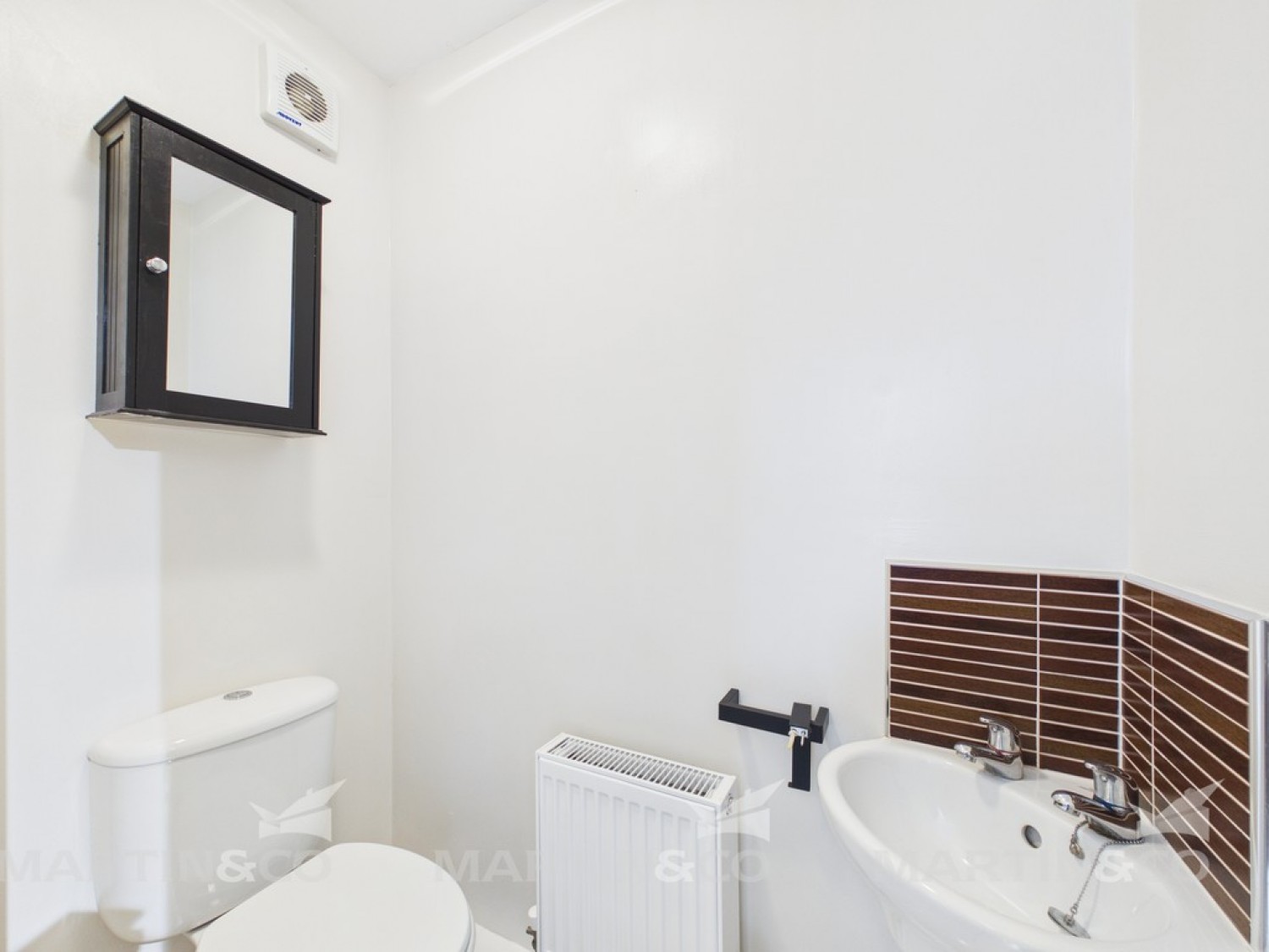 3 bedroom House for Letting Middlefield Close