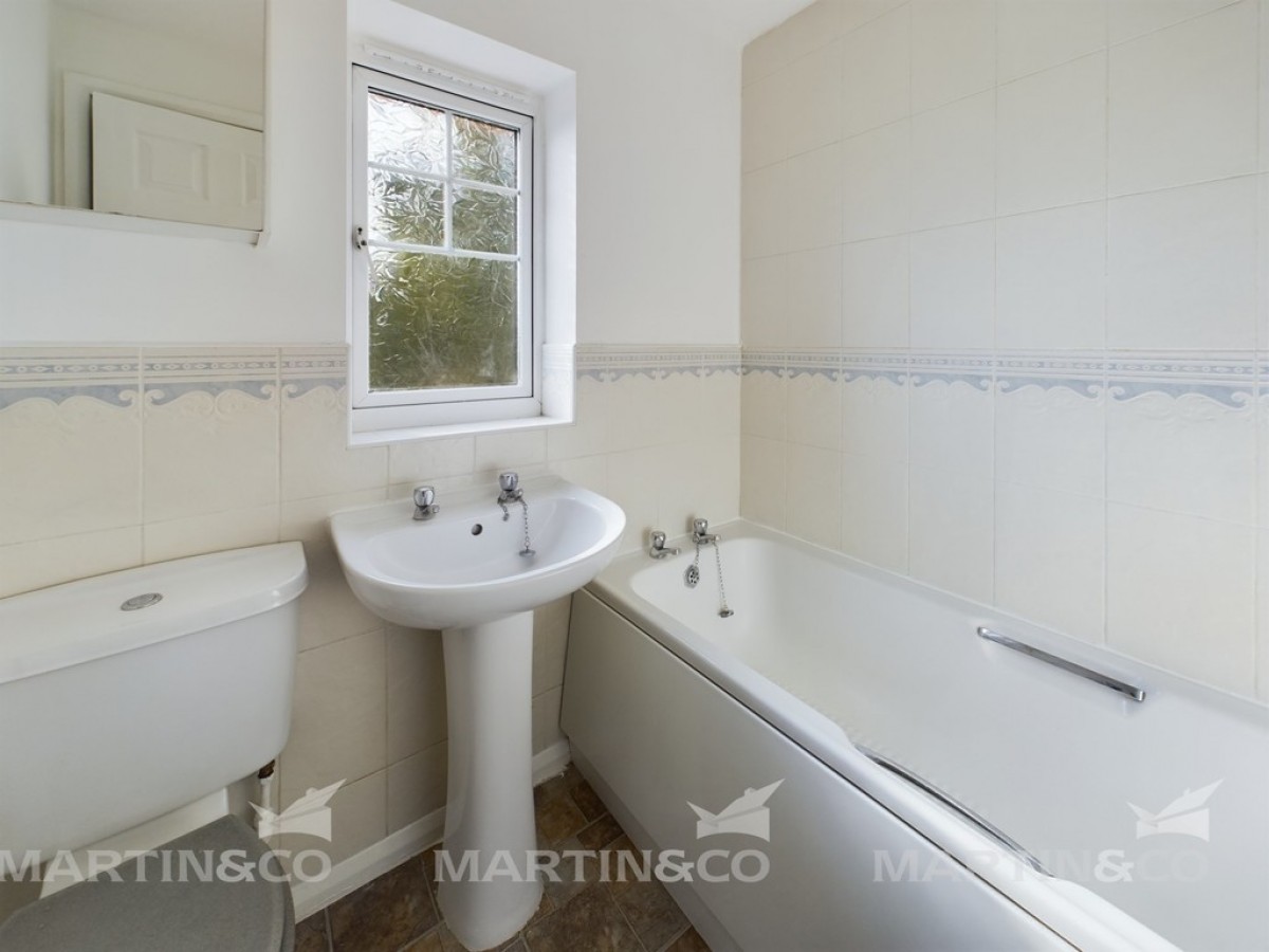 Langold Drive, Norton