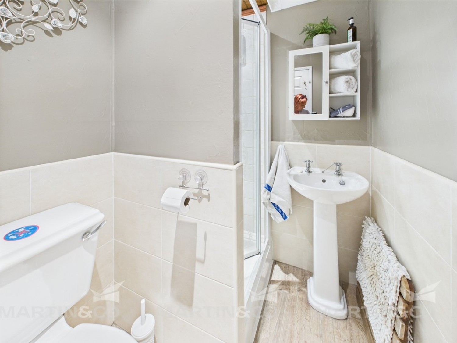 5 bedroom Bungalow in Willow Bridge Lane , Moss