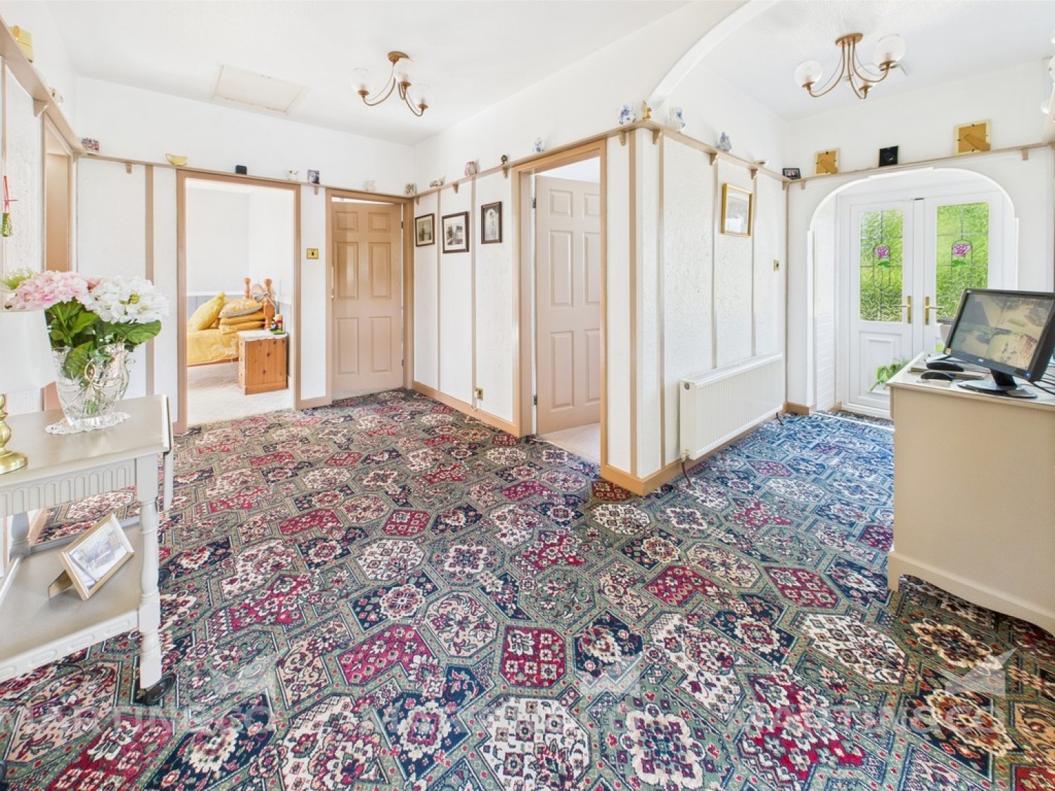 5 bedroom Bungalow in Willow Bridge Lane , Moss