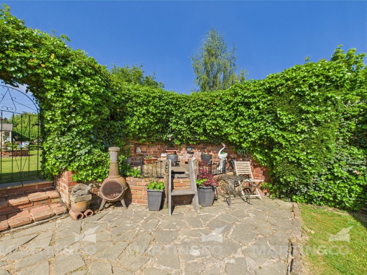 Willow Bridge Lane , Moss