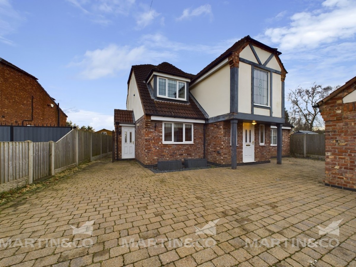 Gate House Lane , Auckley