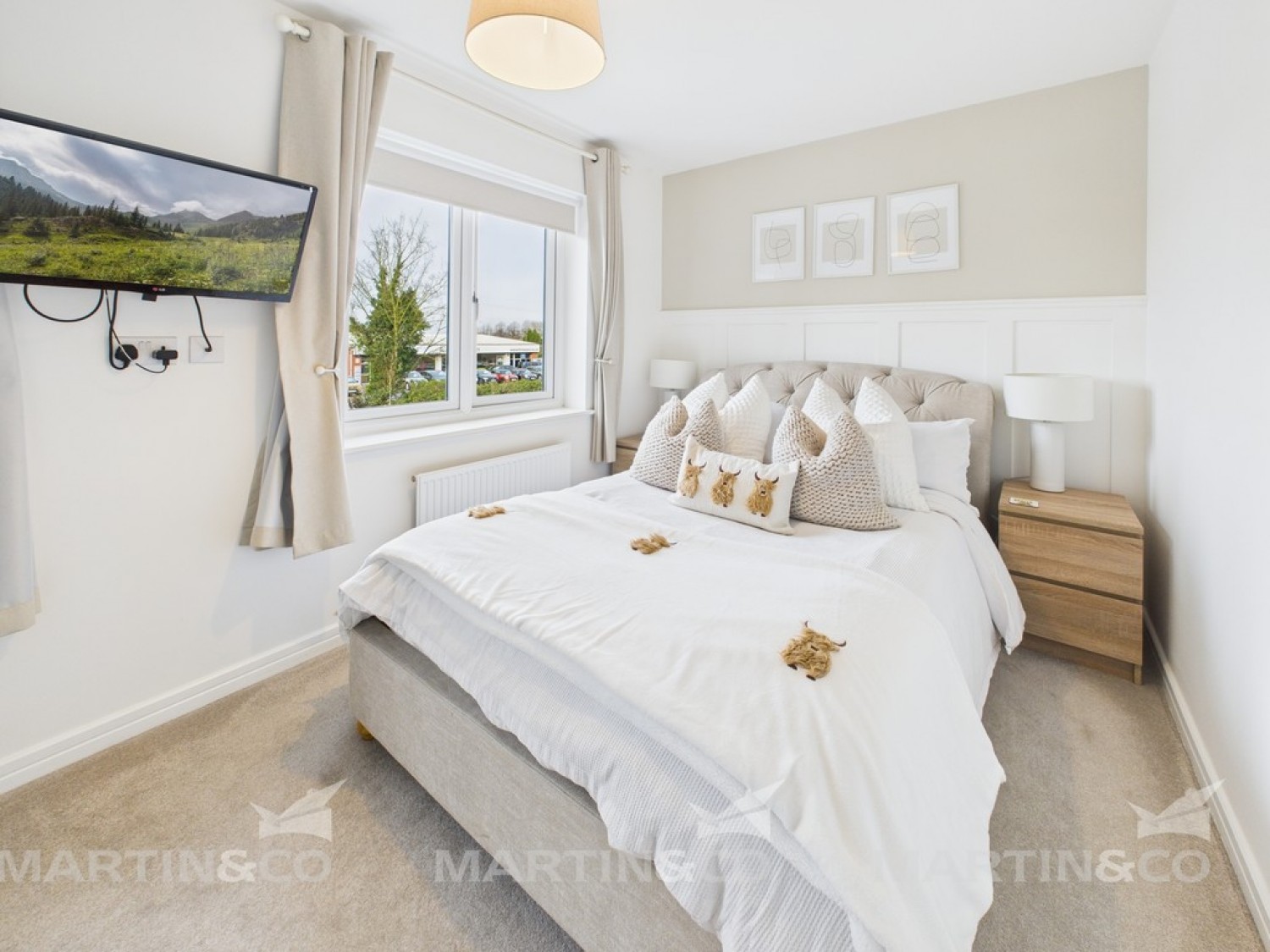 Shield Close , Hatfield