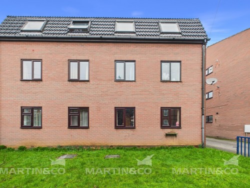 Travis Court, Shadyside