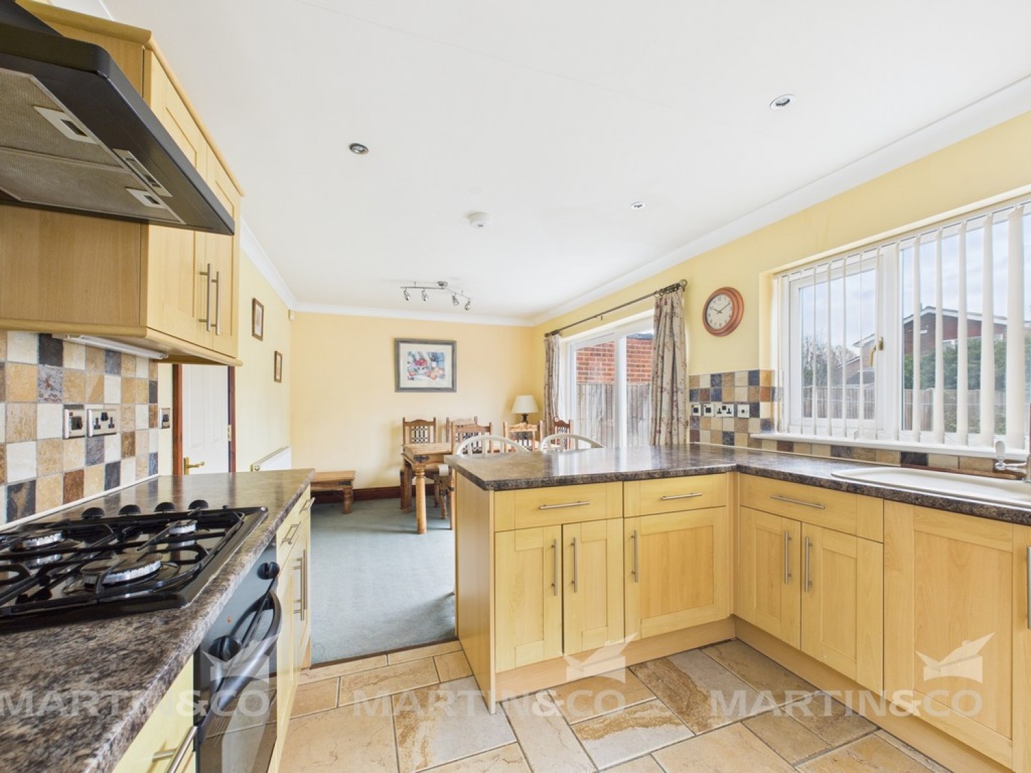 3 bedroom House for Sale Bessacarr, Doncaster, South Yorkshire