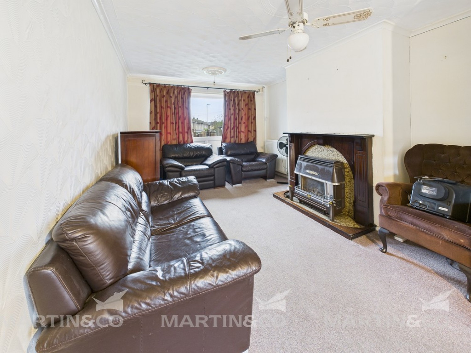 3 bedroom House in Larch Drive, Armthorpe