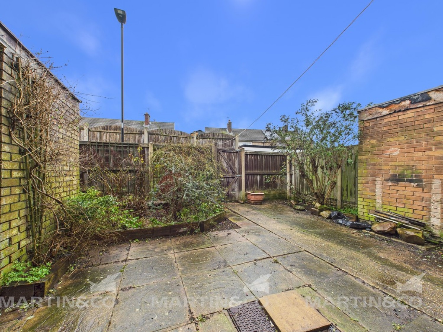 3 bedroom House in Larch Drive, Armthorpe