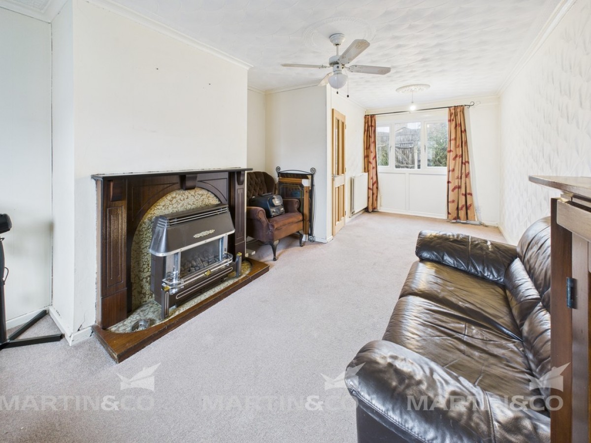 Larch Drive, Armthorpe