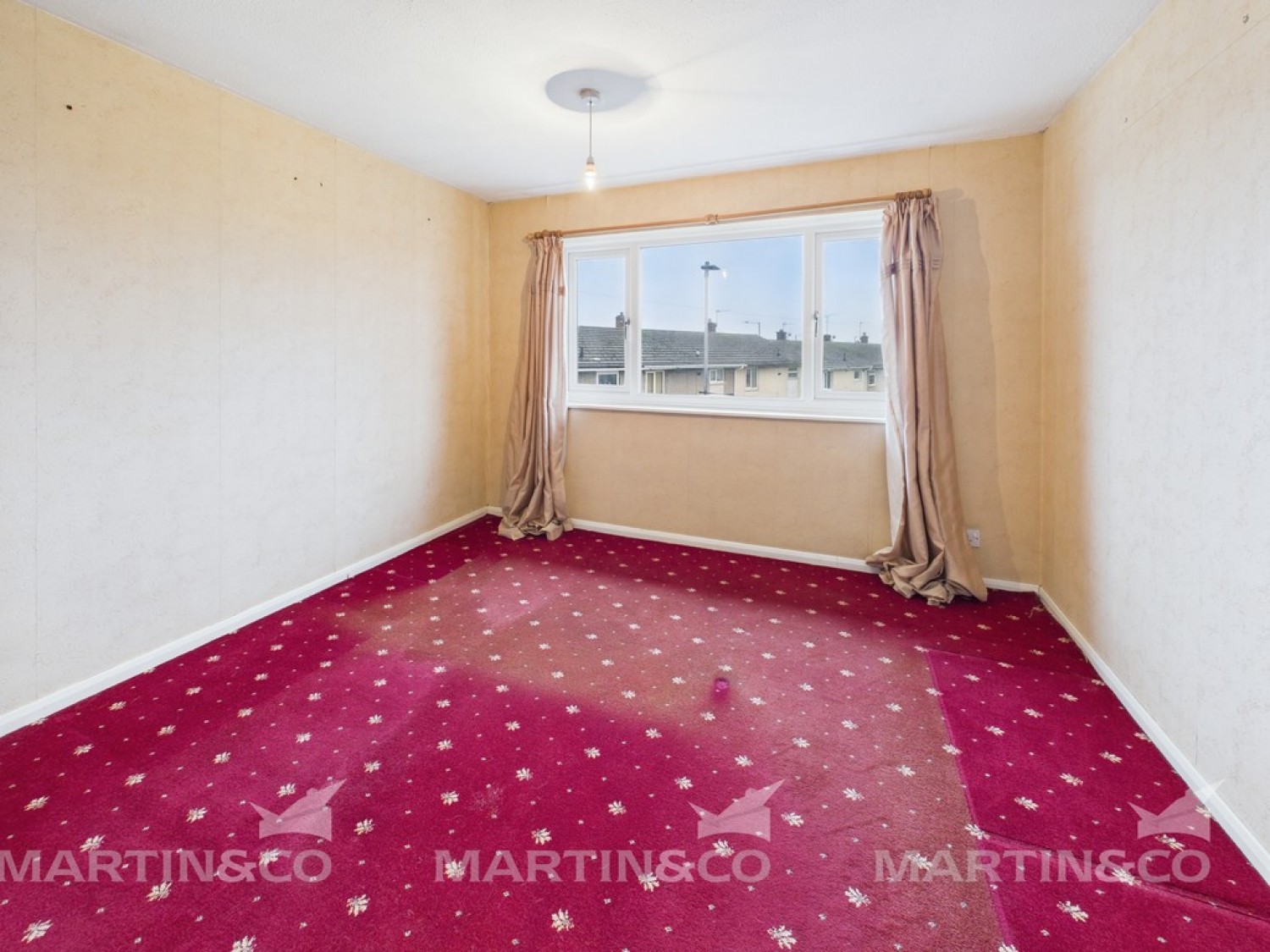 3 bedroom House in Larch Drive, Armthorpe