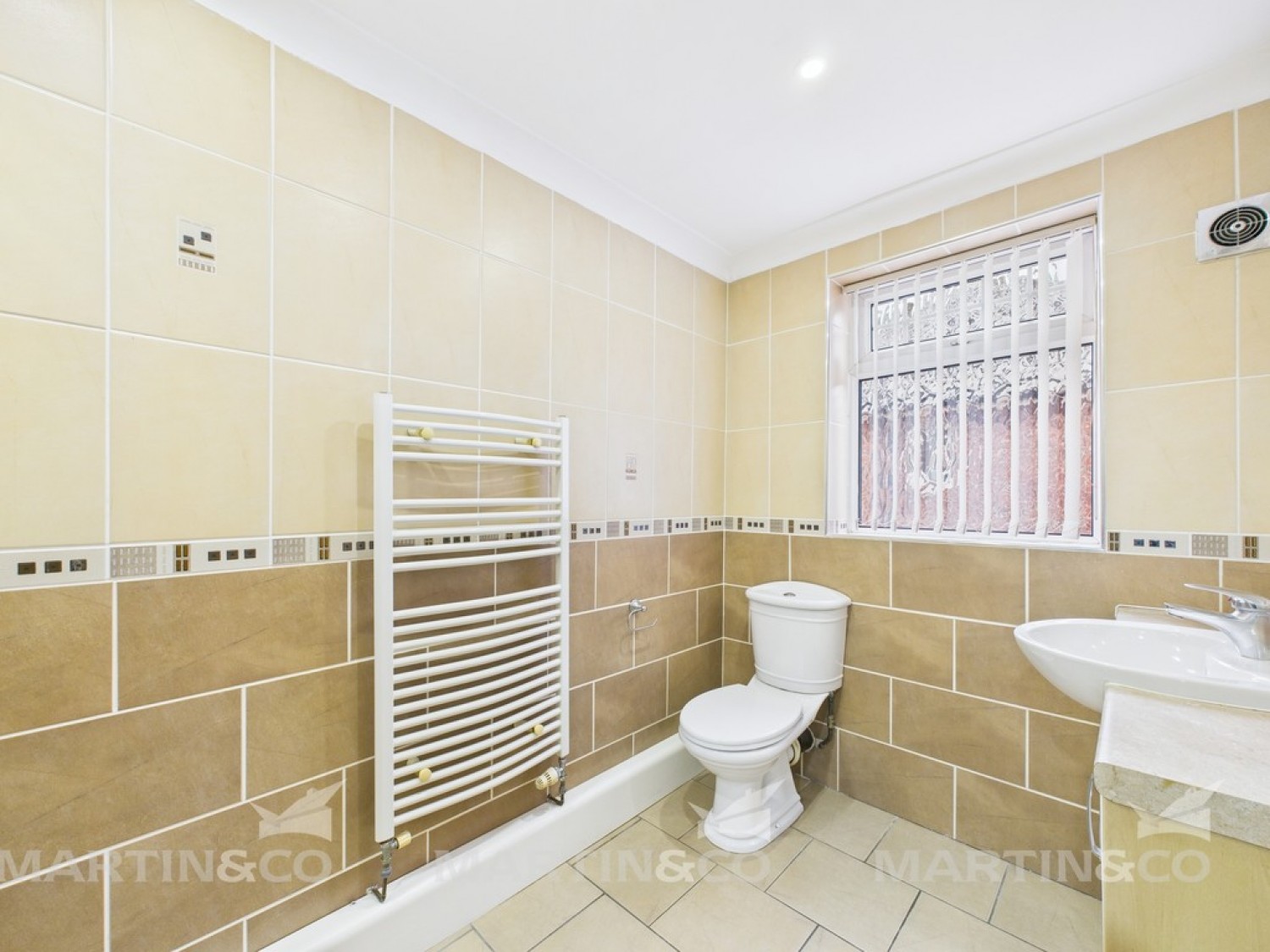 2 bedroom Flat for Letting Victorian Place, Doncaster