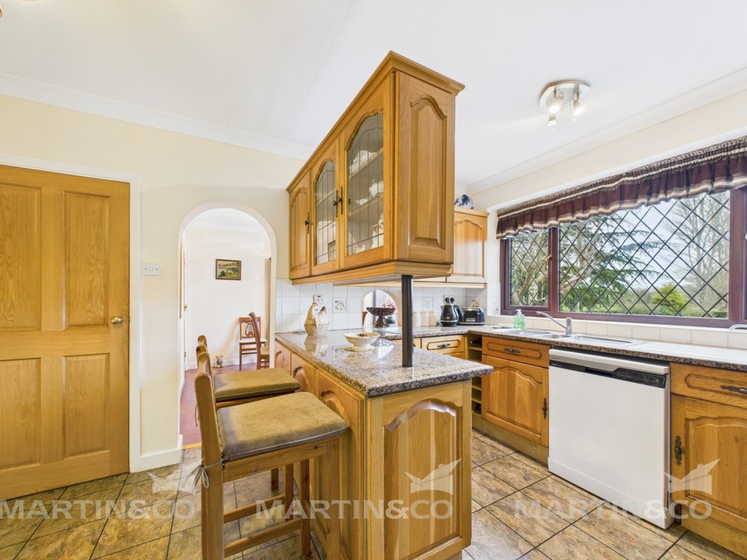 4 bedroom House in Scawthorpe, Doncaster, South Yorkshire