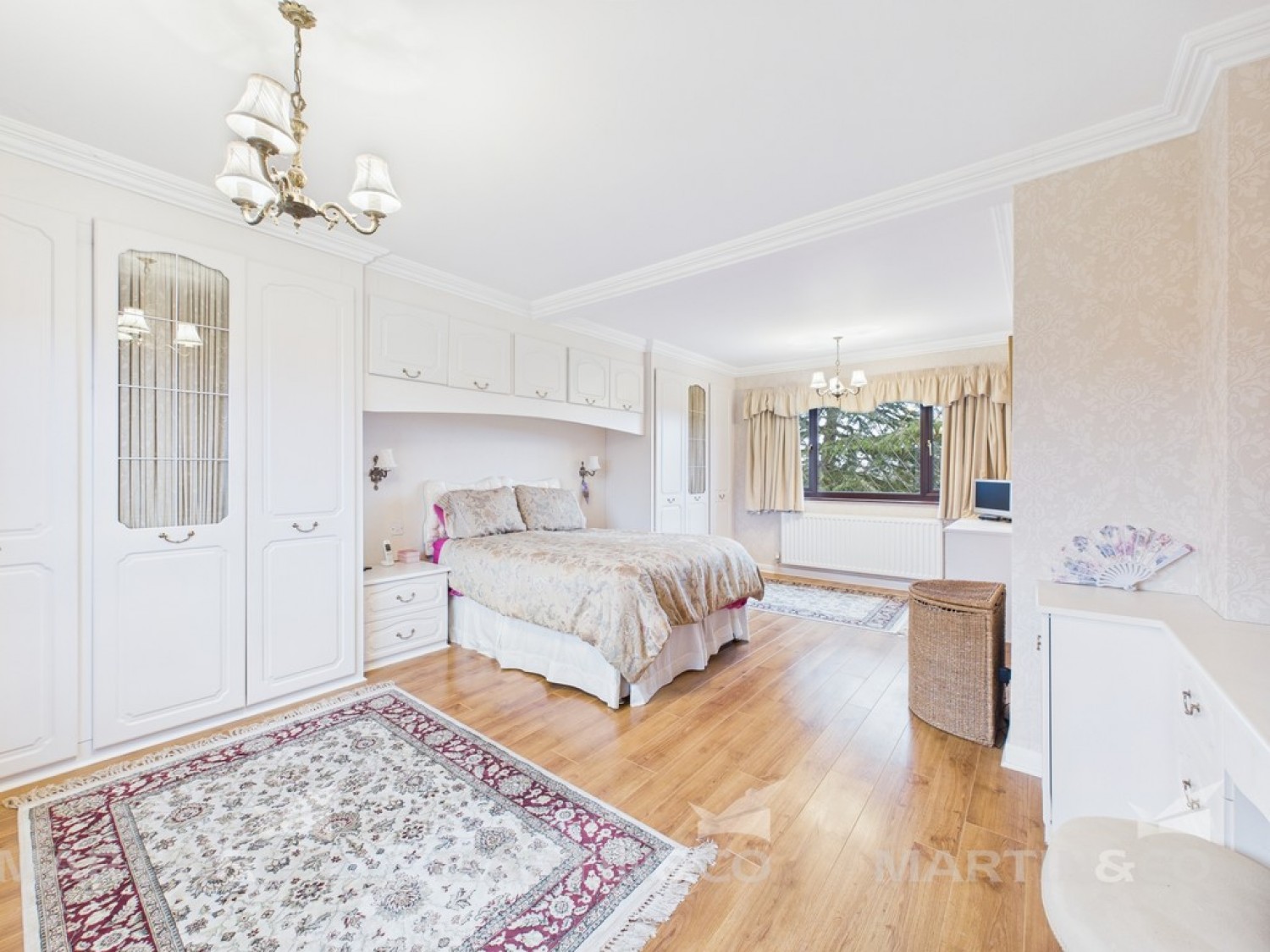 4 bedroom House in Scawthorpe, Doncaster, South Yorkshire