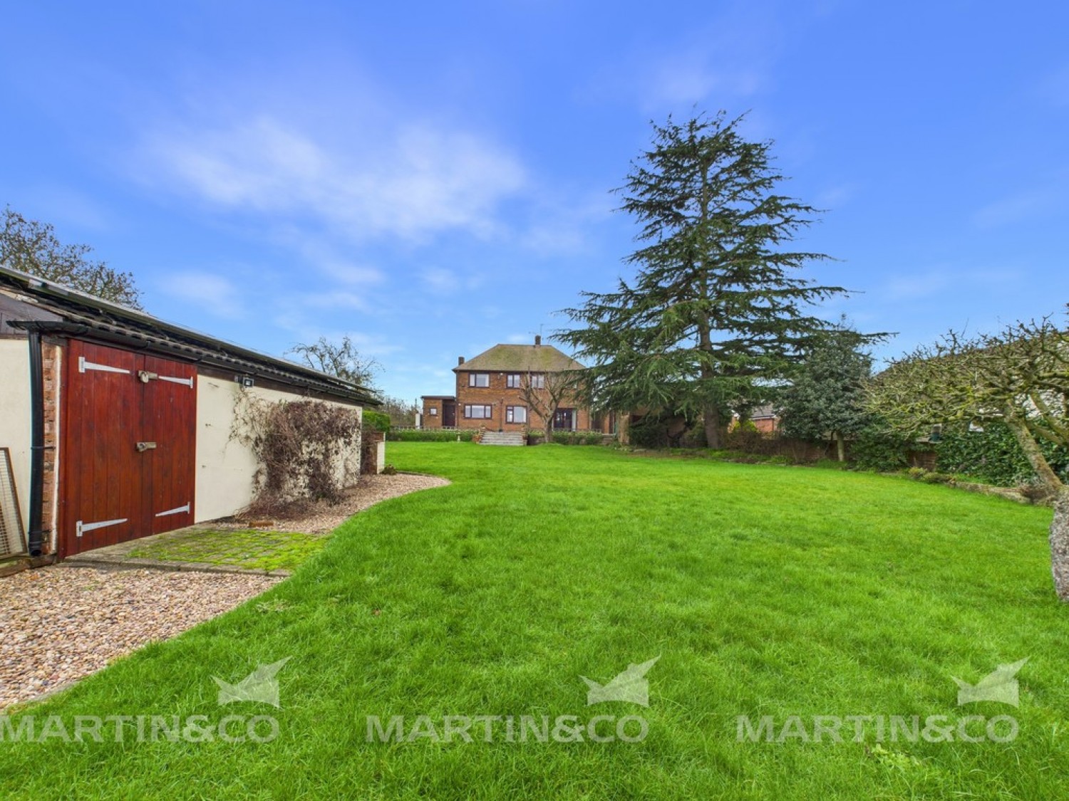 4 bedroom House in Scawthorpe, Doncaster, South Yorkshire