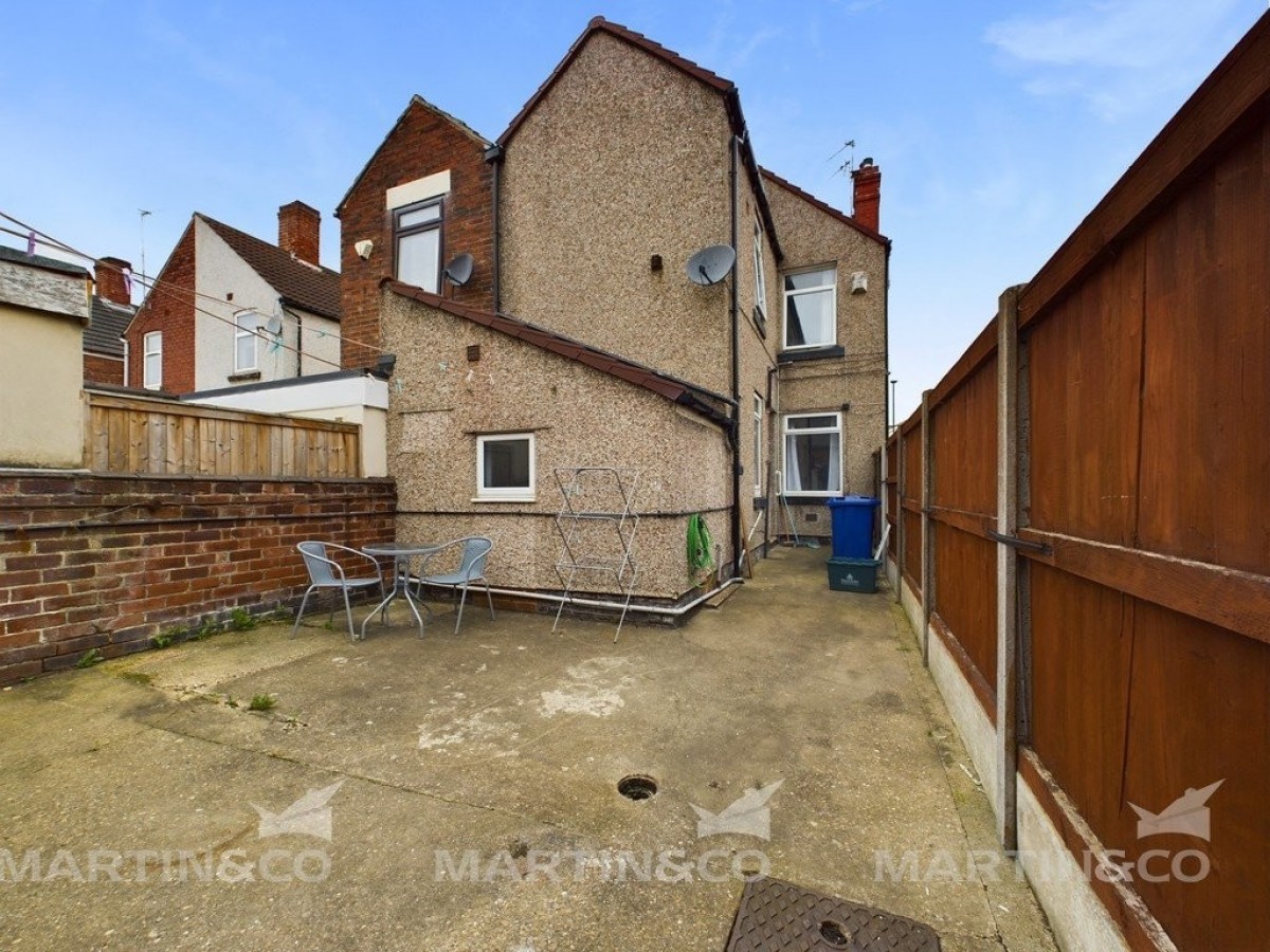 Watch House Lane, Bentley