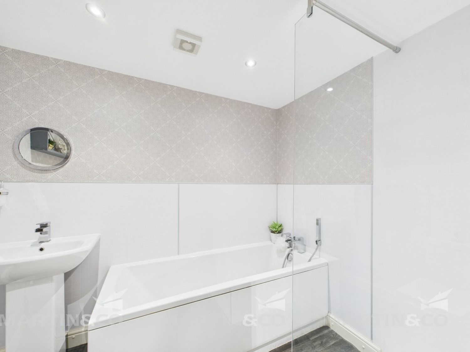 3 bedroom Bungalow for Sale Old Hall Road , Bentley