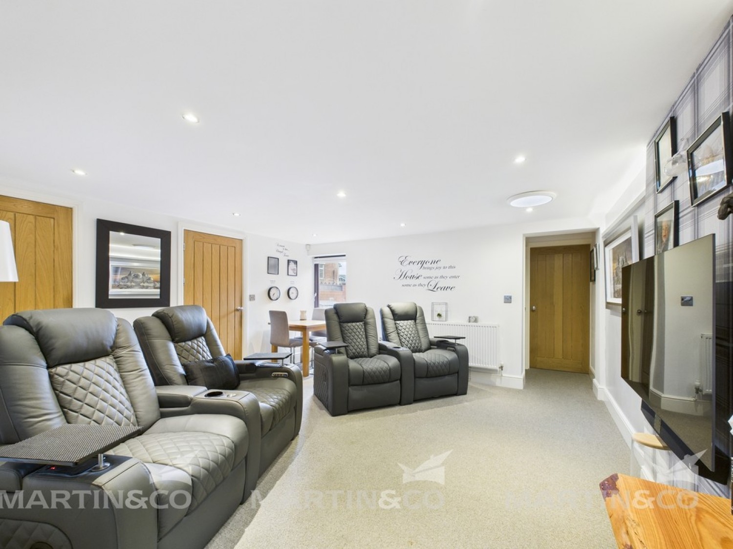 3 bedroom Bungalow for Sale Old Hall Road , Bentley
