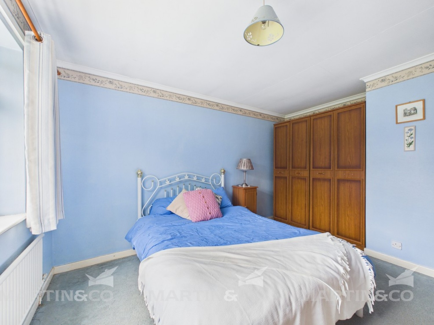 2 bedroom Bungalow for Sale Dickan Gardens , Armthorpe