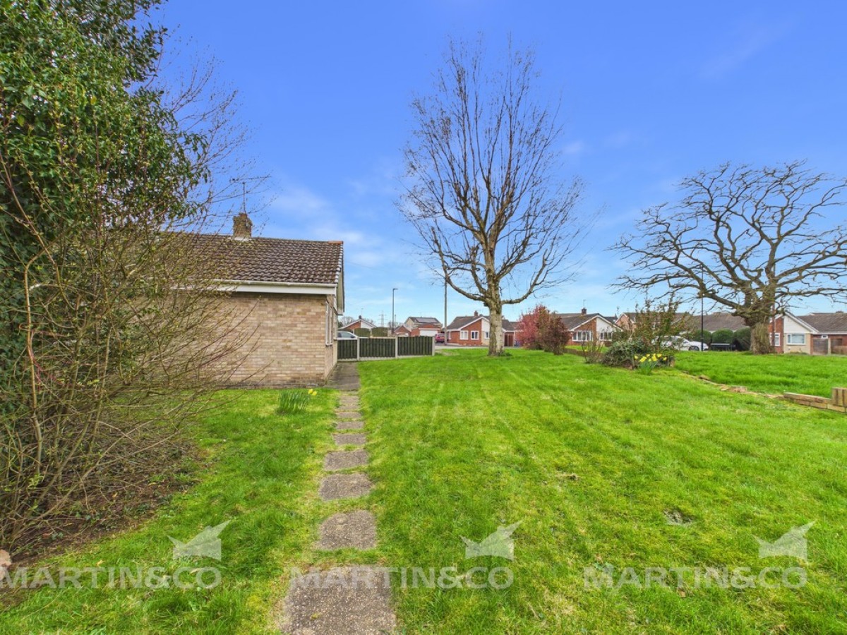 Dickan Gardens , Armthorpe