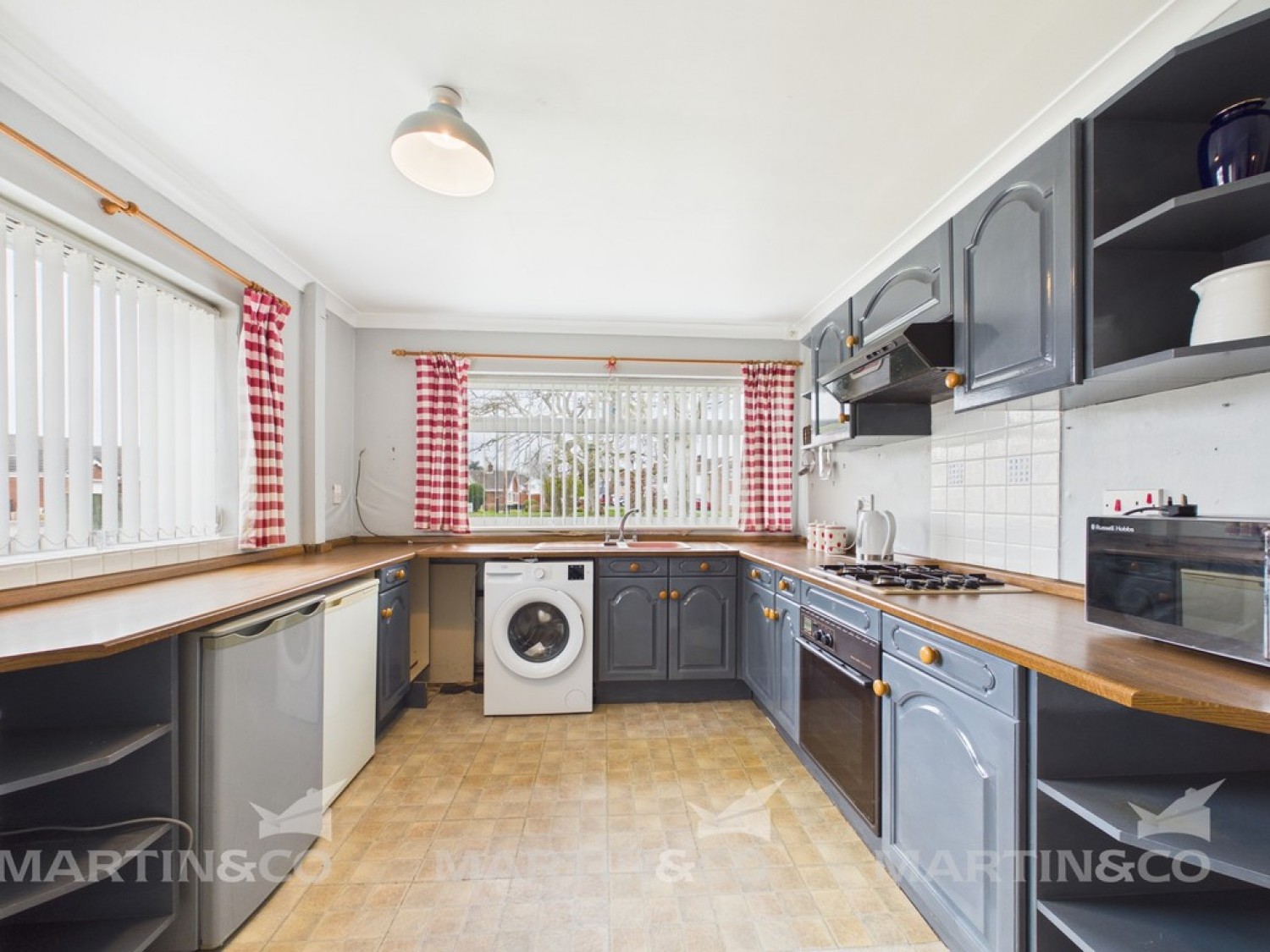 2 bedroom Bungalow for Sale Dickan Gardens , Armthorpe