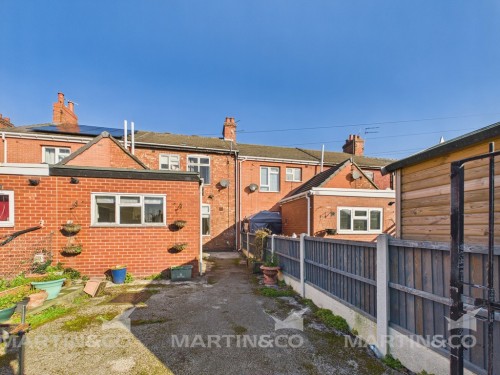 South Street, Highfields