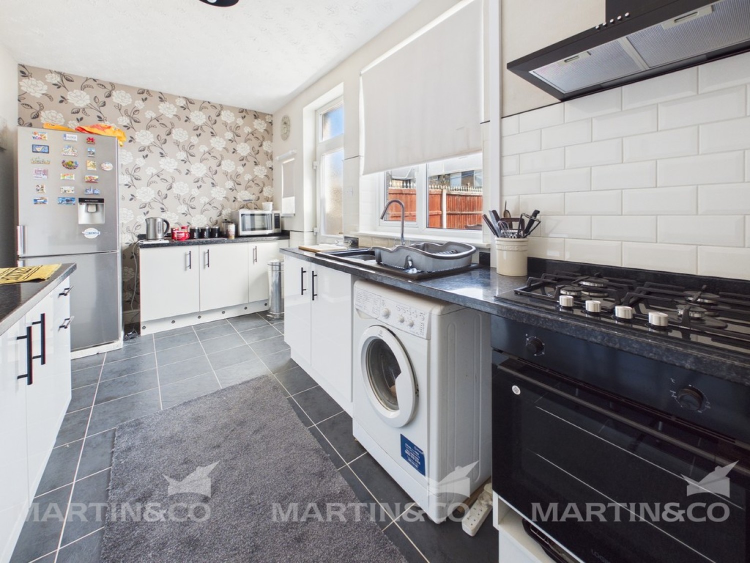2 bedroom House for Sale The Avenue, Bentley
