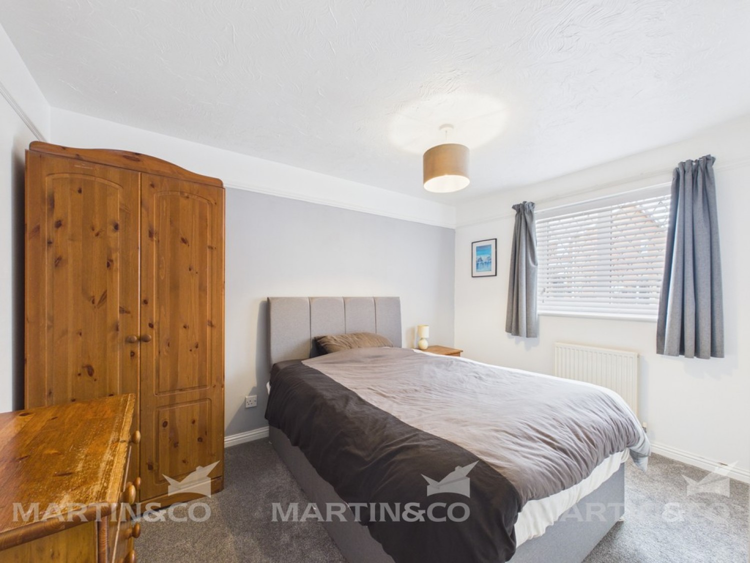 2 bedroom Flat for Sale Moat Croft, Scawthorpe